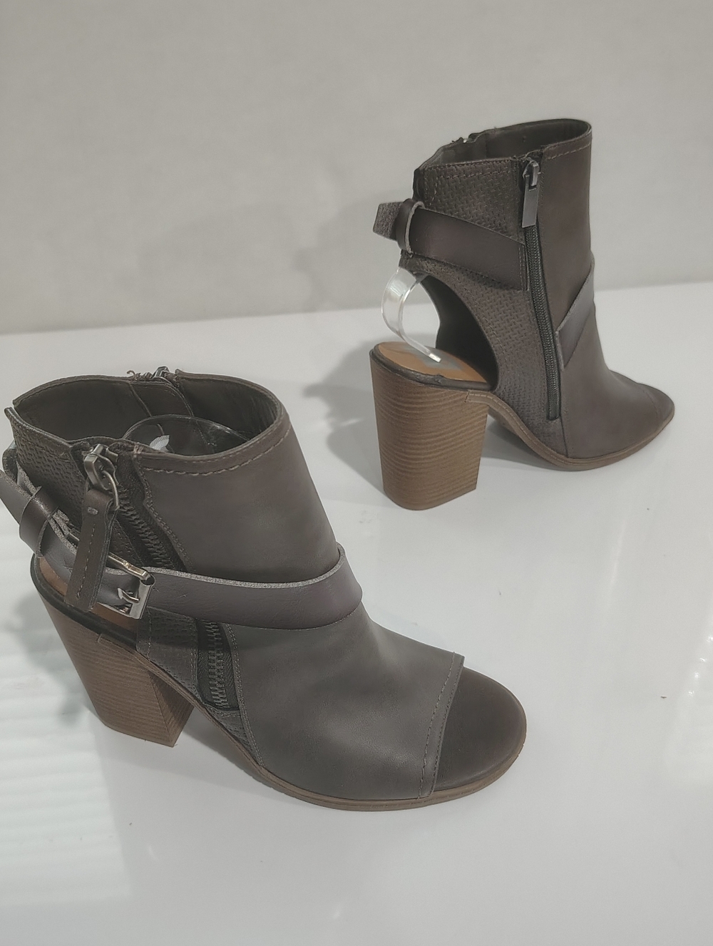 Dolce Vita Women's Dark Gray Open-Toe Block Heel Booties Side Zipper Size 9.5